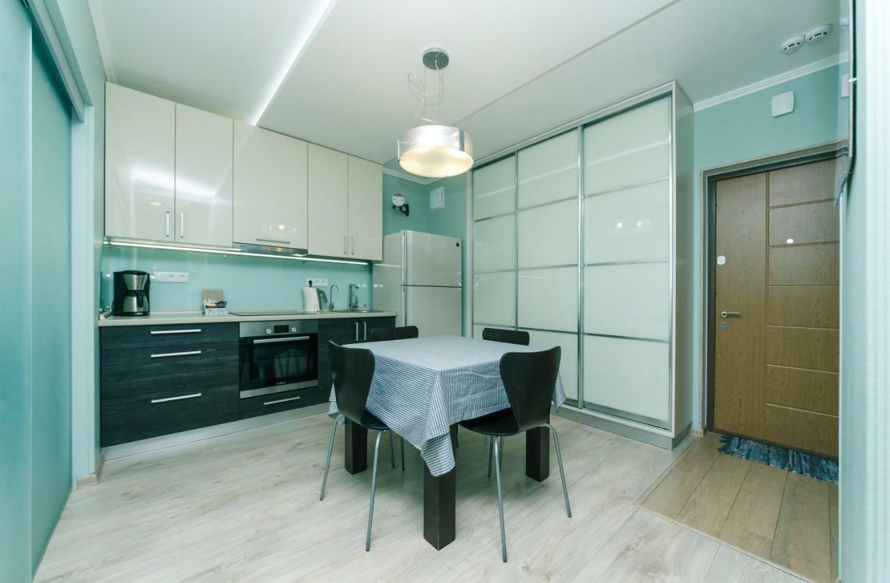 Smart Apartment Kiev Esterno foto