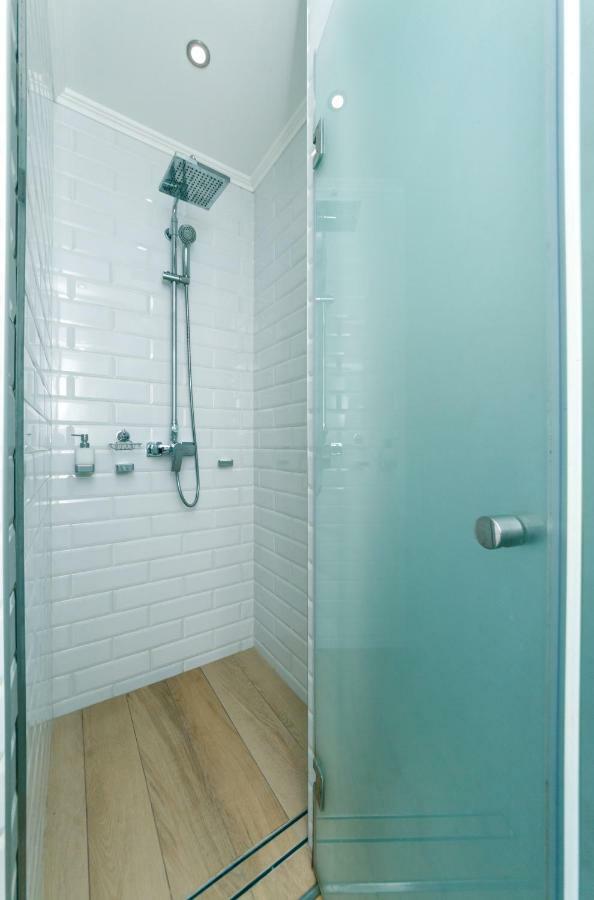 Smart Apartment Kiev Esterno foto